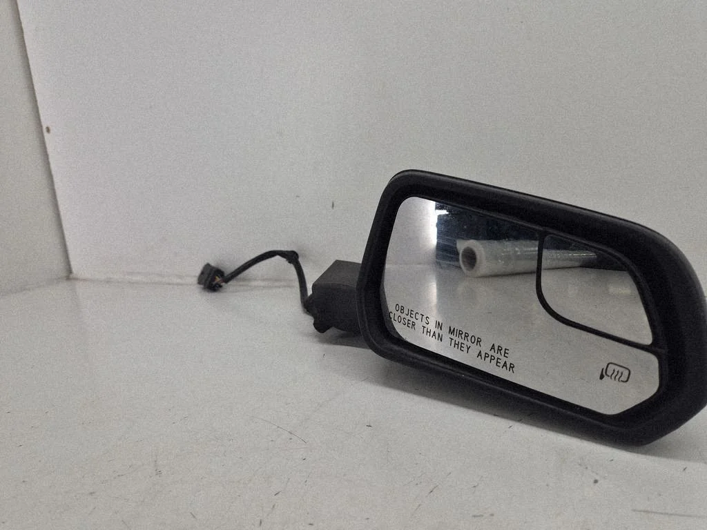 Front door electric wing mirror FR3B17682