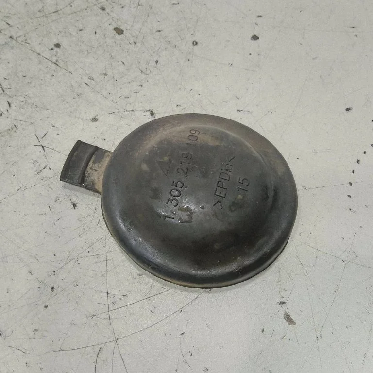 Esitule tolmukate – Volkswagen Touran II (2010-2016)