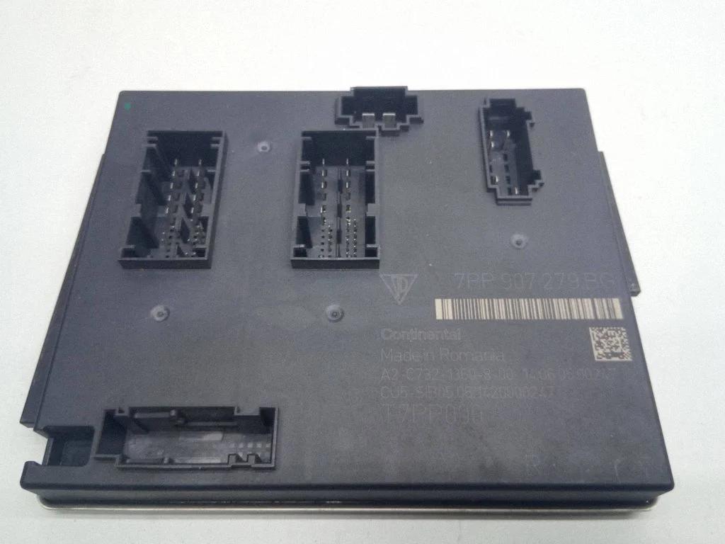 Comfort/convenience module – Porsche Cayenne (92A) (2010-2017)