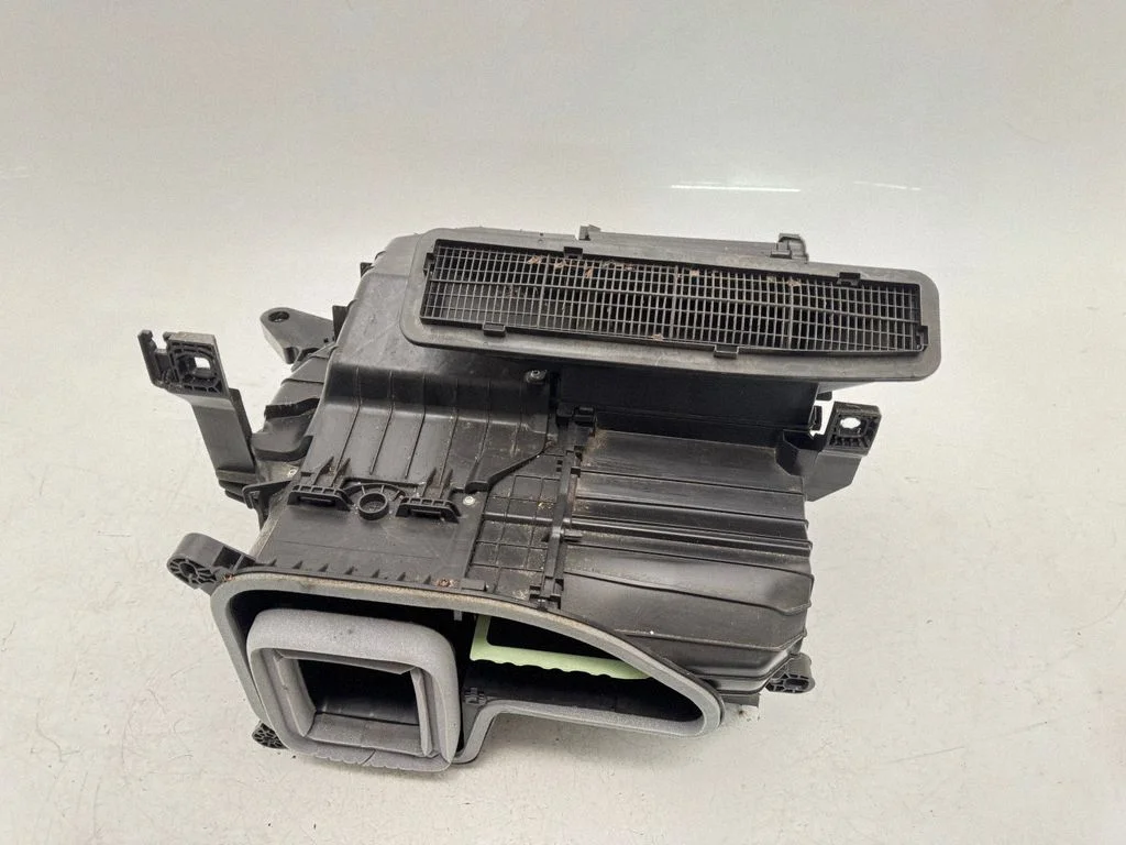 Obudowa nagrzewnicy – komplet – Audi Q4 Sportback e-tron (2021-)