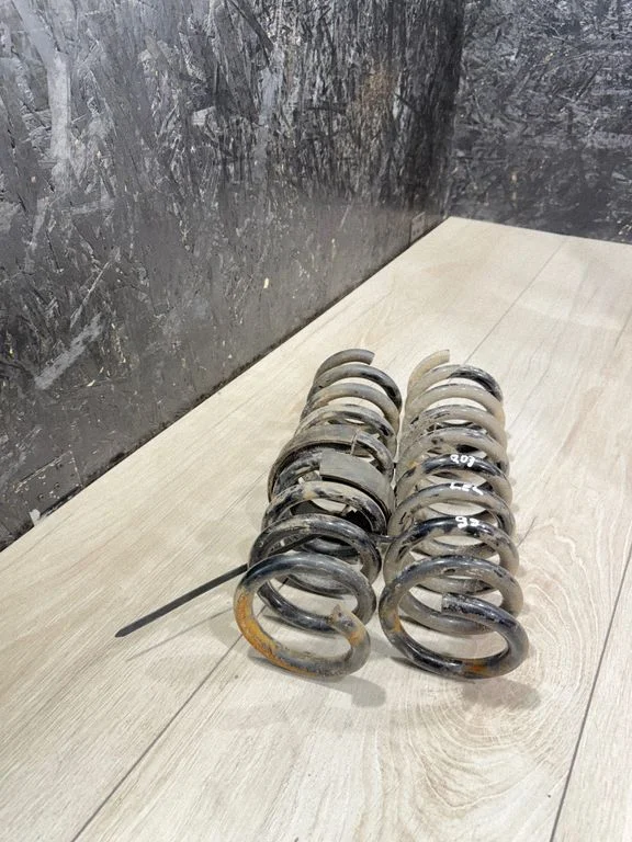 Rear coil spring – Mercedes-Benz C-Class AMG W204 (2007-2014)