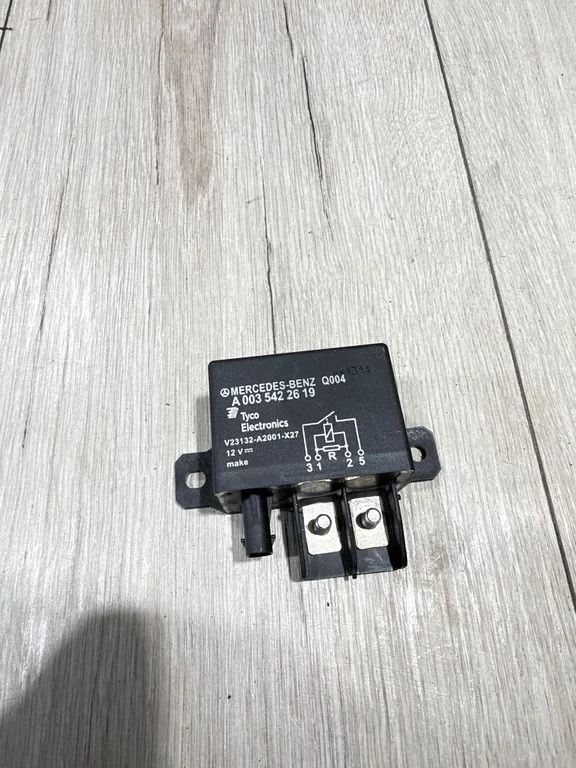 Other relay – Mercedes-Benz C-Class AMG W204 (2007-2014)