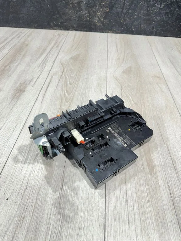 SAM control unit – Mercedes-Benz C-Class AMG W204 (2007-2014)