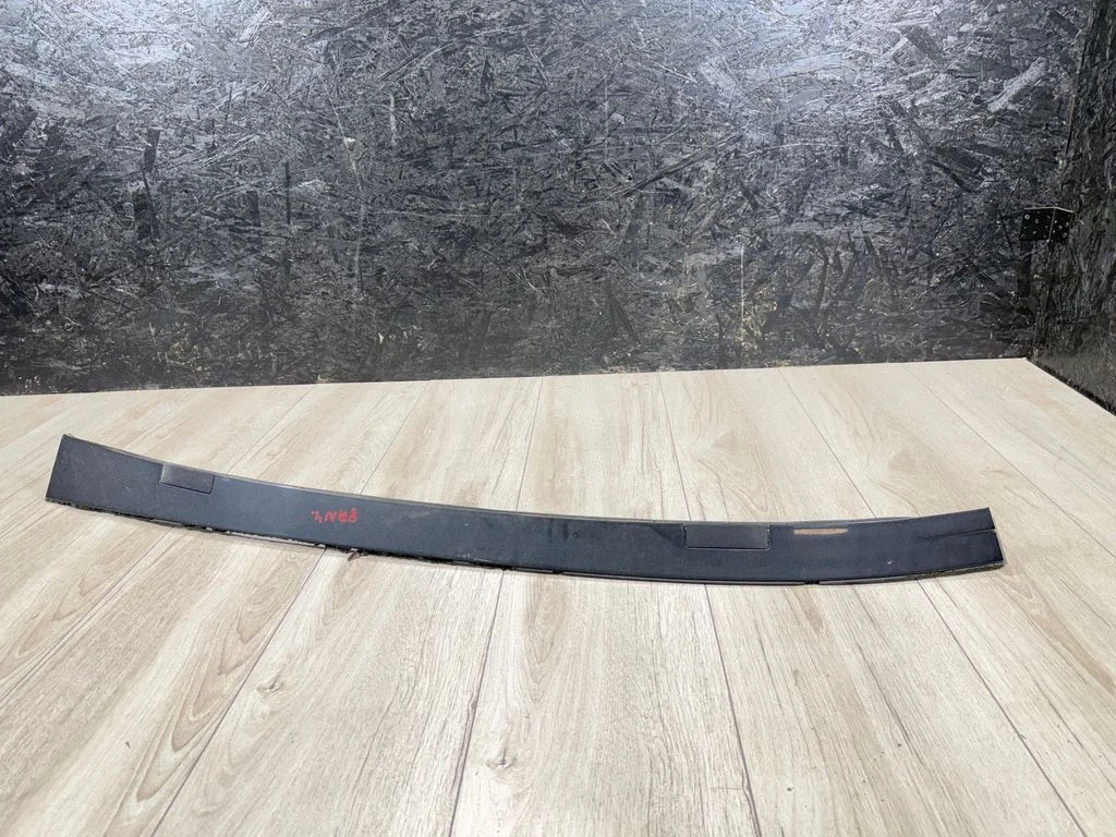 Roof trim bar molding cover – Mercedes-Benz C-Class AMG W204 (2007-2014)