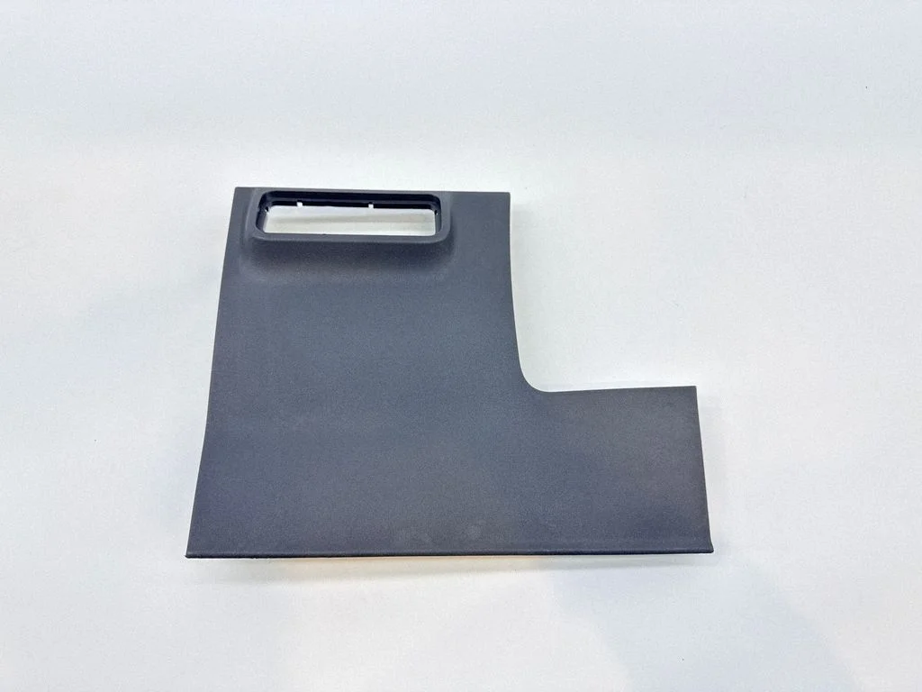 Dashboard lower bottom trim panel PR3BC044F09CG319W