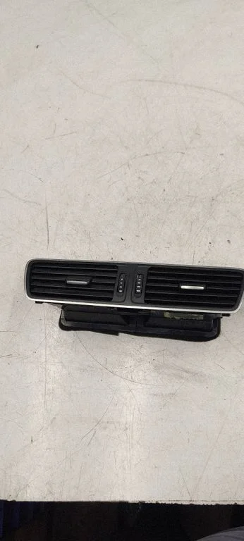 Dash center air vent grill 3AB819728