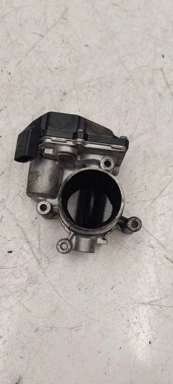 Throttle valve – Volkswagen Passat CC (2008-2016)