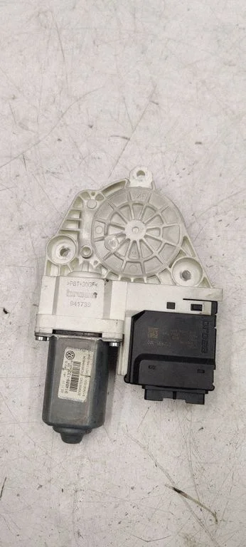 Rear door window regulator motor – Volkswagen Passat CC (2008-2016)