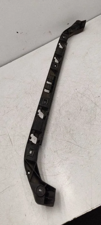 Rear bumper mounting bracket 3C8807863C