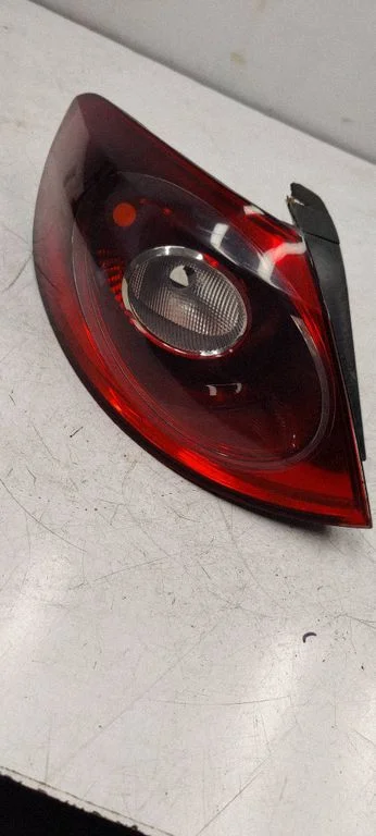 Rear/tail lights 3C8945095D