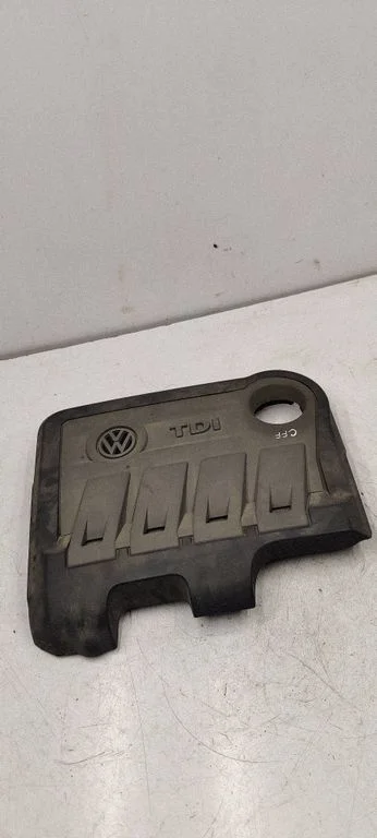 Engine cover (trim)