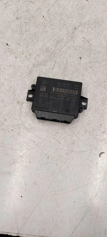 Parkimisandurite (PDC) juhtplokk – Volkswagen Passat CC (2008-2016)
