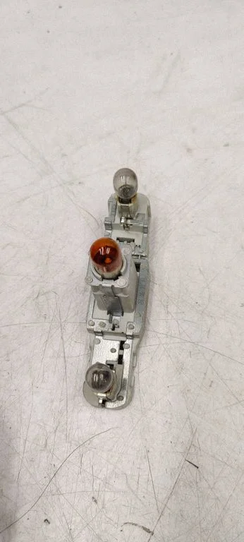 Pokrywa oprawki lampy tylnej – Volkswagen Passat CC (2008-2016)