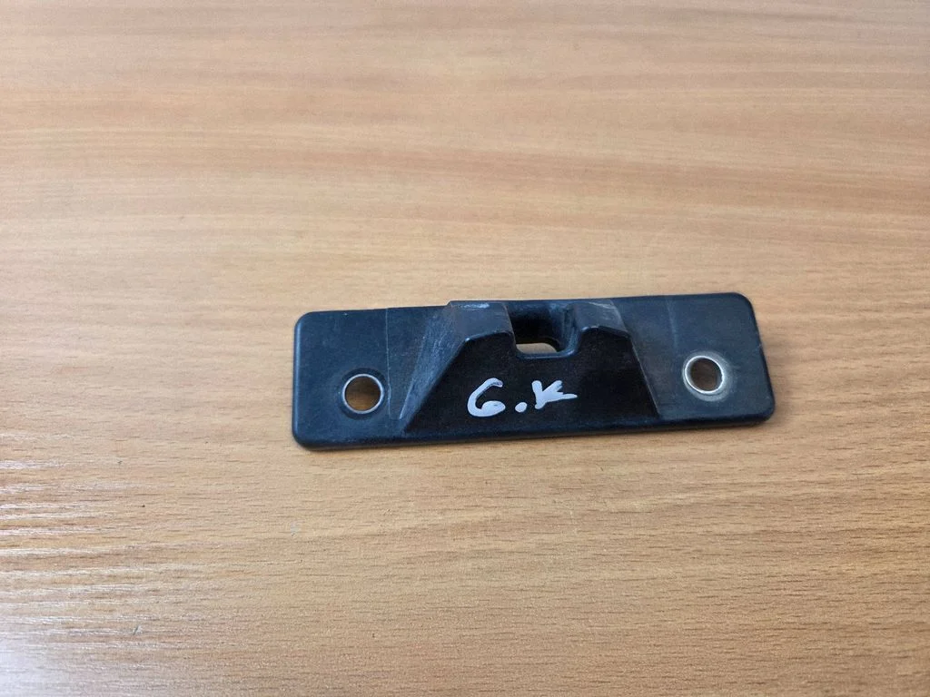 Sliding door lock loop/hook striker – Peugeot Partner (2015-2018)