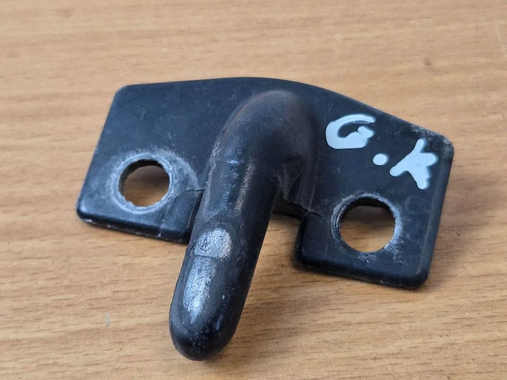 Sliding door check strap stopper – Peugeot Partner (2015-2018)