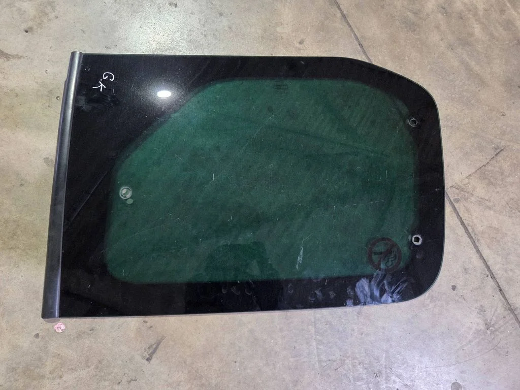 Sliding door window/glass – Peugeot Partner (2015-2018)