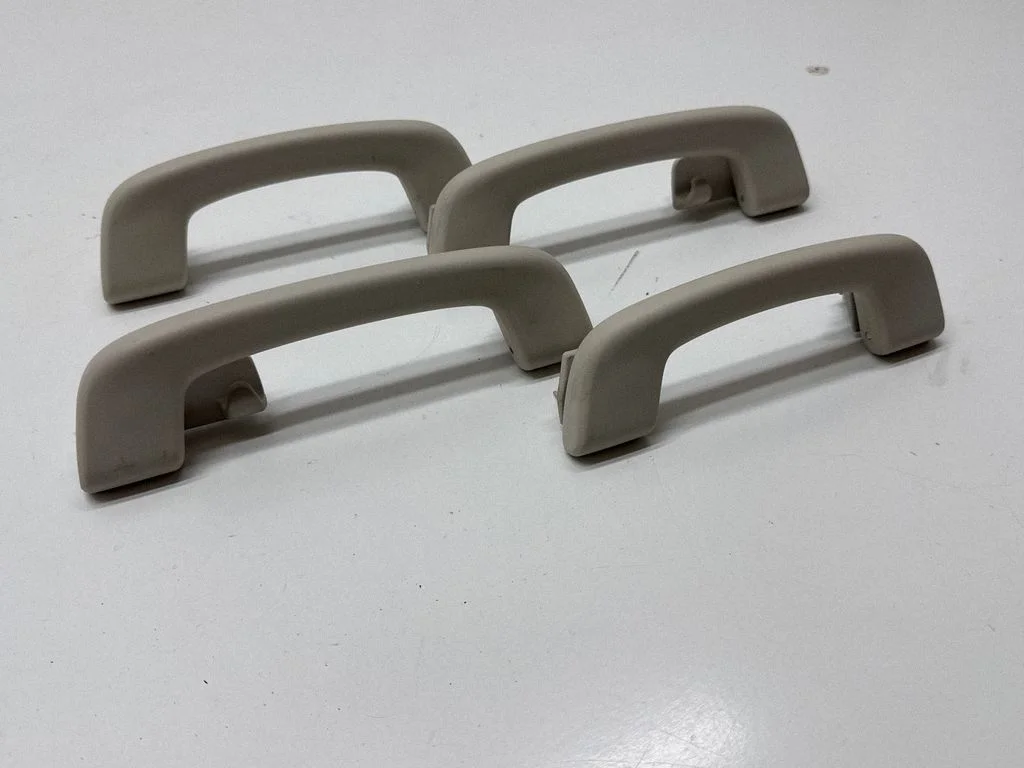 A set of handles for the ceiling – BMW 7 Series G11 G12 (2015-2022)