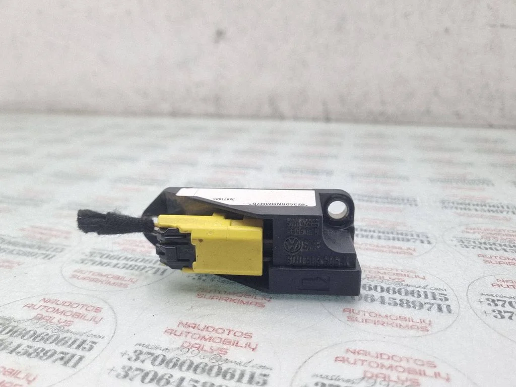 Airbag deployment crash/impact sensor 6Q0909606K