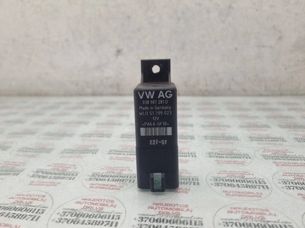 Glow plug pre-heat relay 038907281D