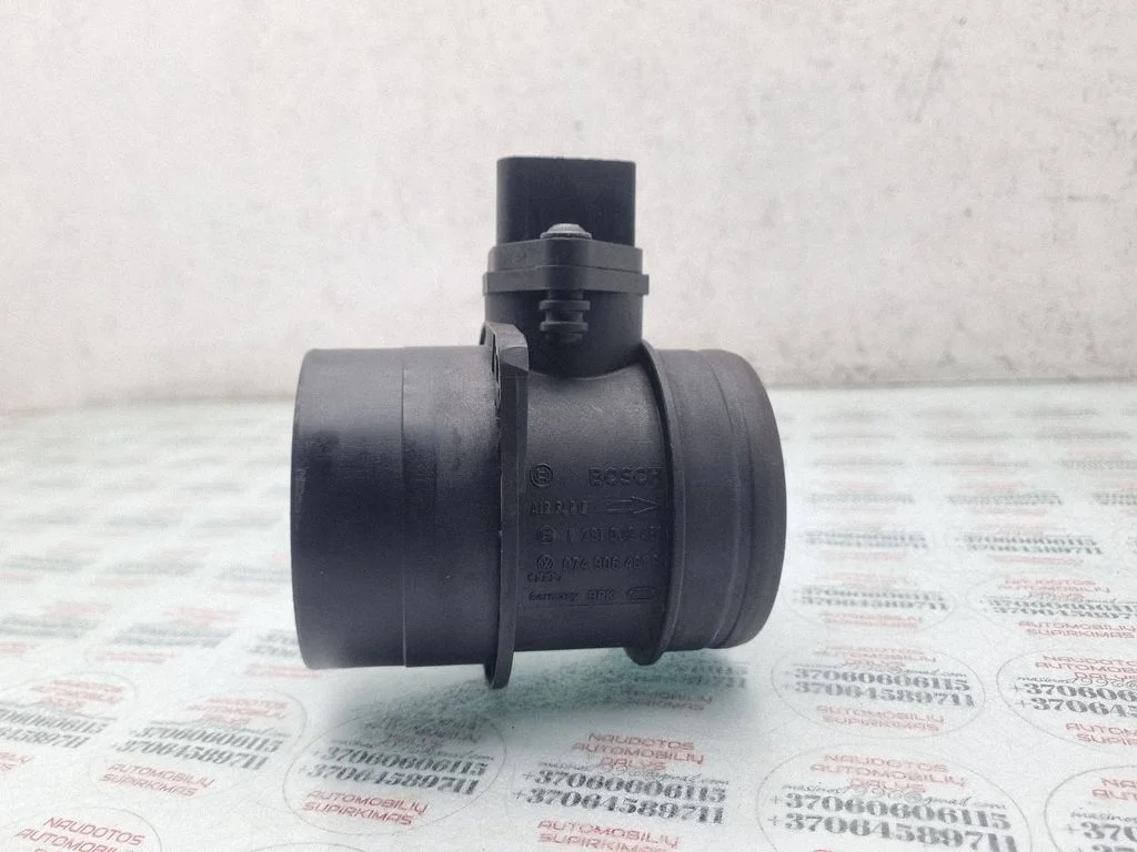 Mass air flow meter 074906461B
