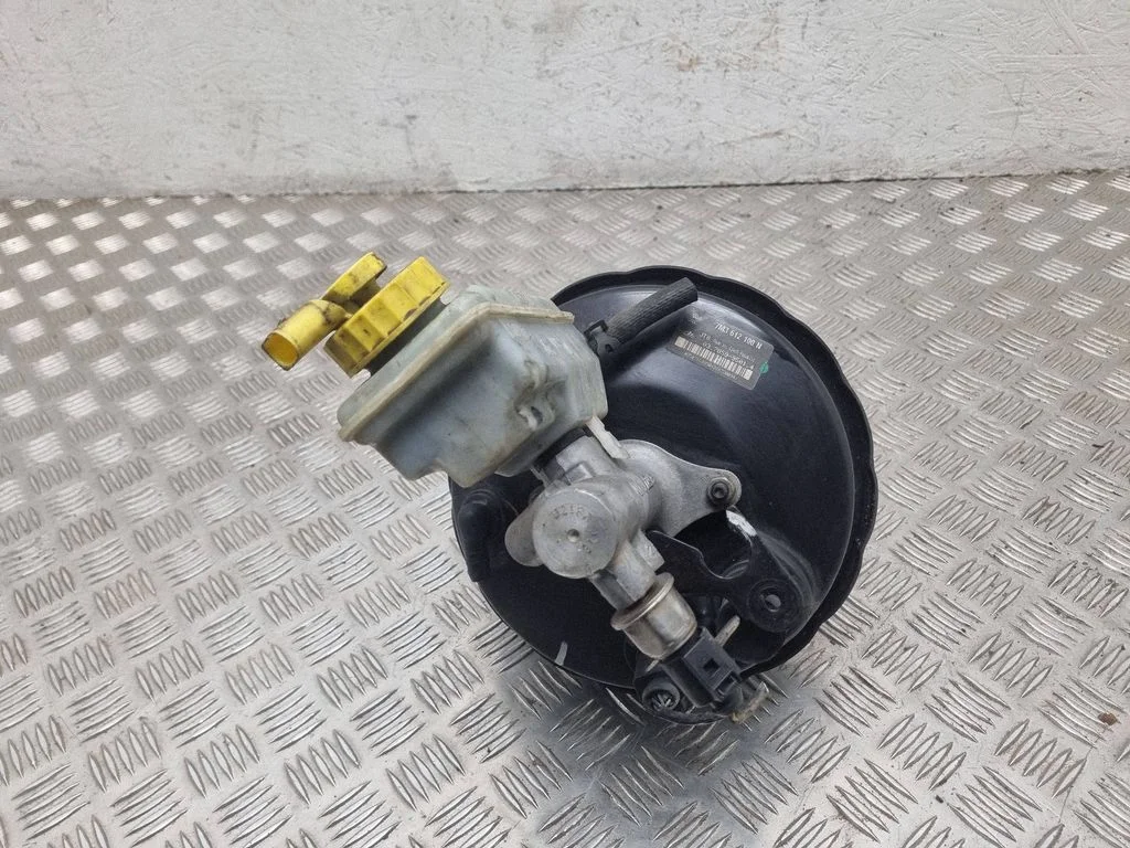 Brake booster 7M3612100N
