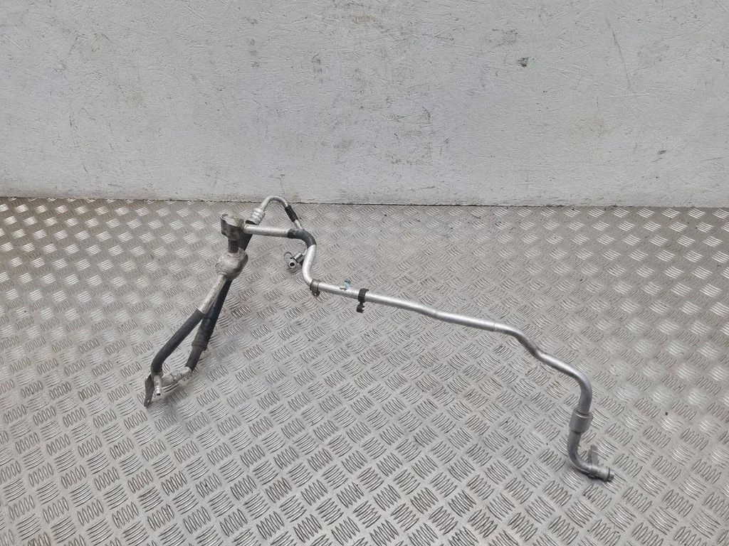 Air conditioning (A/C) pipe/hose 7M3820743G