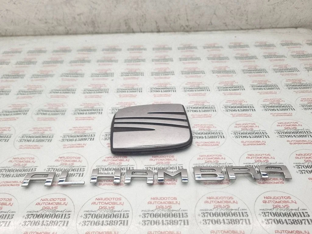 Manufacturers badge/model letters