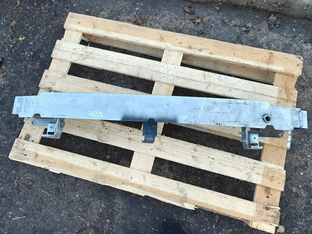 Front bumper cross member – Citroen C5 (2008-2016)