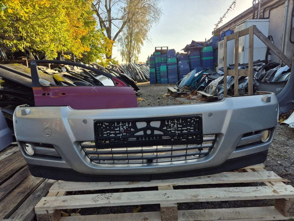 Zderzak przedni