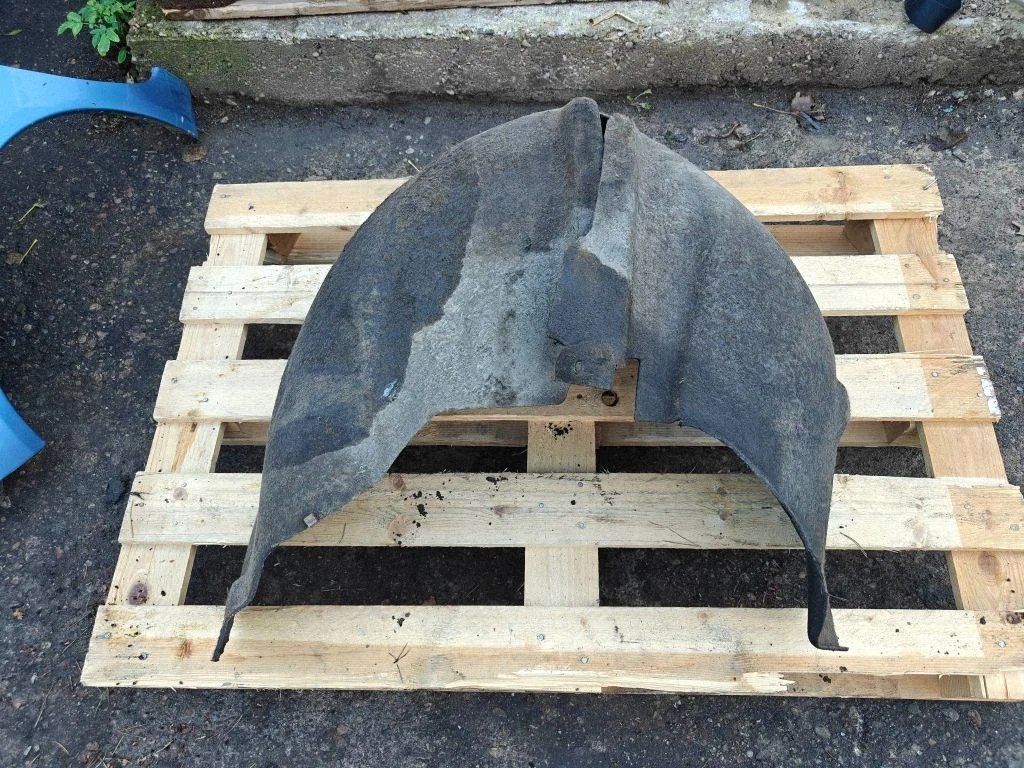 Tagumine poritiivakate – Audi A6 S6 C6 4F (2004-2011)