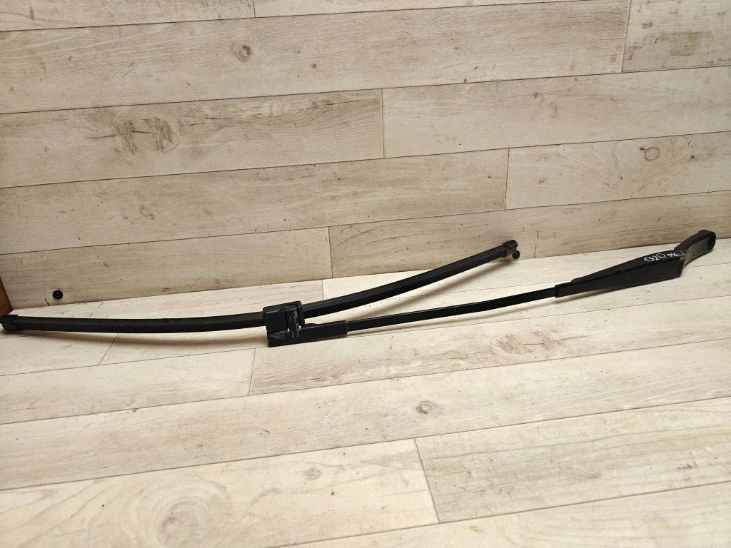Front wiper blade arm 5M0955409A