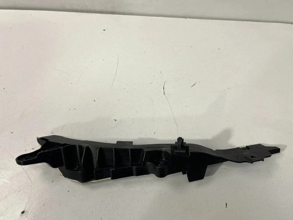 Other engine bay part – BMW X4 G02 (2018-)