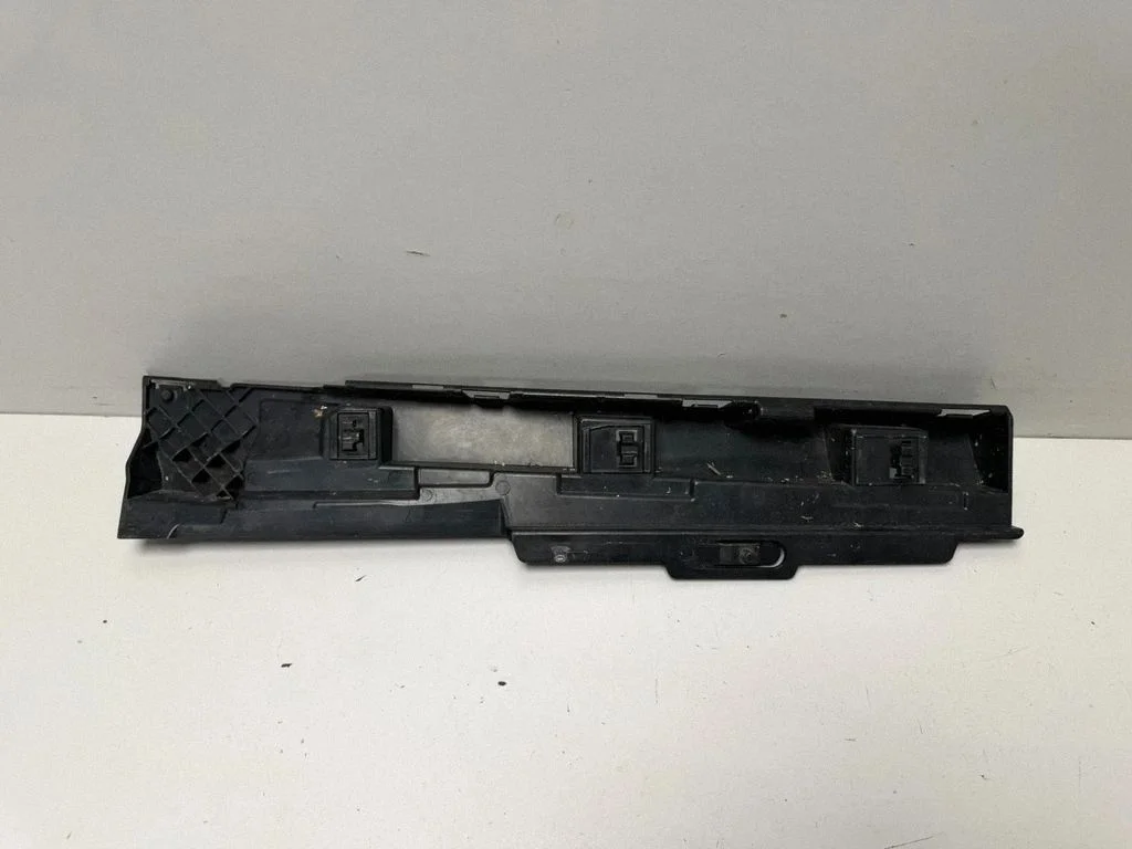 Część progu – BMW Seria 3 F30 F35 F31 (2012-2018)