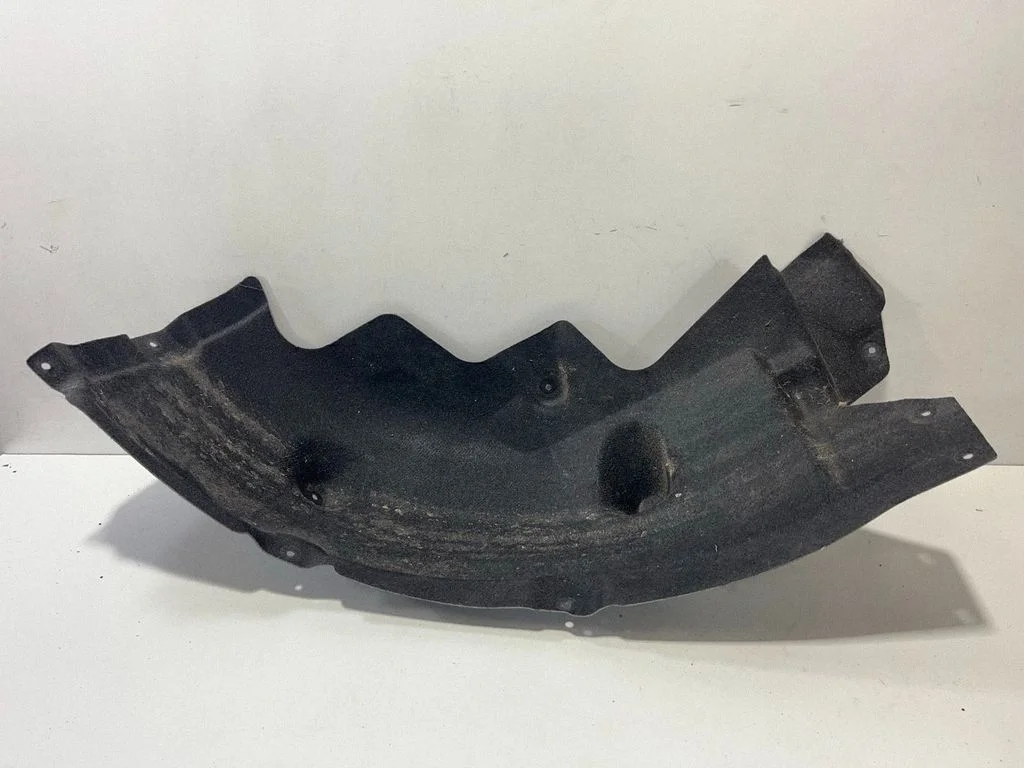 Tagumine poritiivakate 7328623 – BMW i8 (2014-)