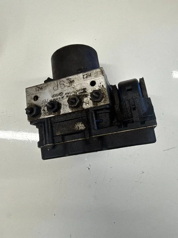 Pompa ABS 8E0910517H