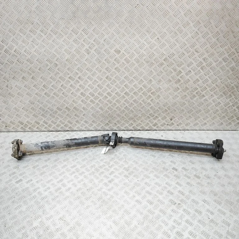 Vidējais kardāns 7598383