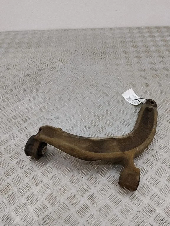 Front lower control arm/wishbone 7H0407152F