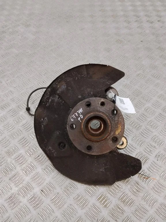 Front wheel hub 7H0407258G