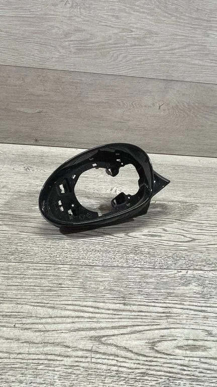 Front door wing mirror part 39131