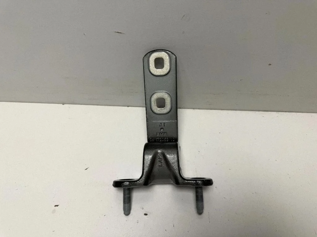 Tailgate/trunk/boot hinge – BMW X7 G07 (2018-)