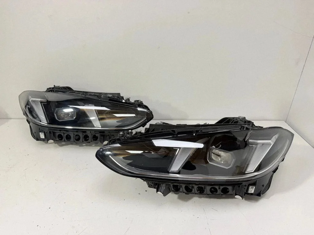 Priekšējo lukturu komplekts – BMW 4. sērija G22 G23 G24 G26 (2020-)
