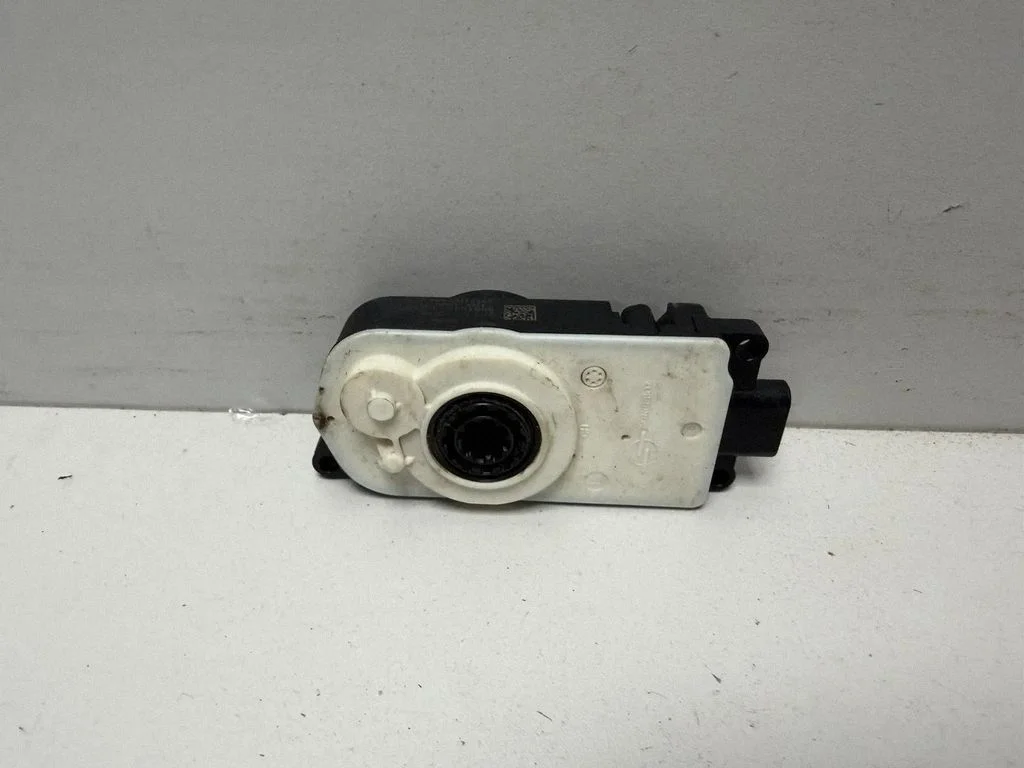 Sisselaskekollektori klapi ajam/ mootor – BMW X3 G01 (2018-2024)
