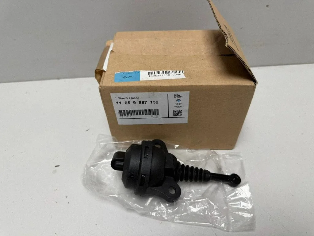 Engine mount vacuum valve – BMW X4 G02 (2018-)