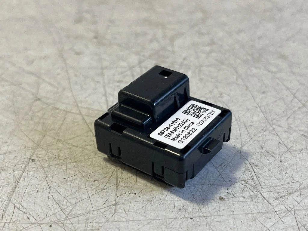 Mikrofon (bluetooth / telefon) – Lexus ES 300h (7th Gen) (2018-2025)