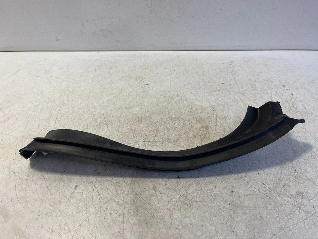 Other trunk/boot trim element – Lexus ES 300h (7th Gen) (2018-2025)