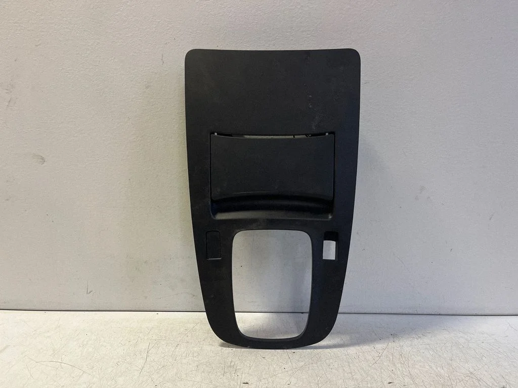 Käigukangi ümbrise viimistlus (plastik) – Volkswagen Sharan (2001-2010)