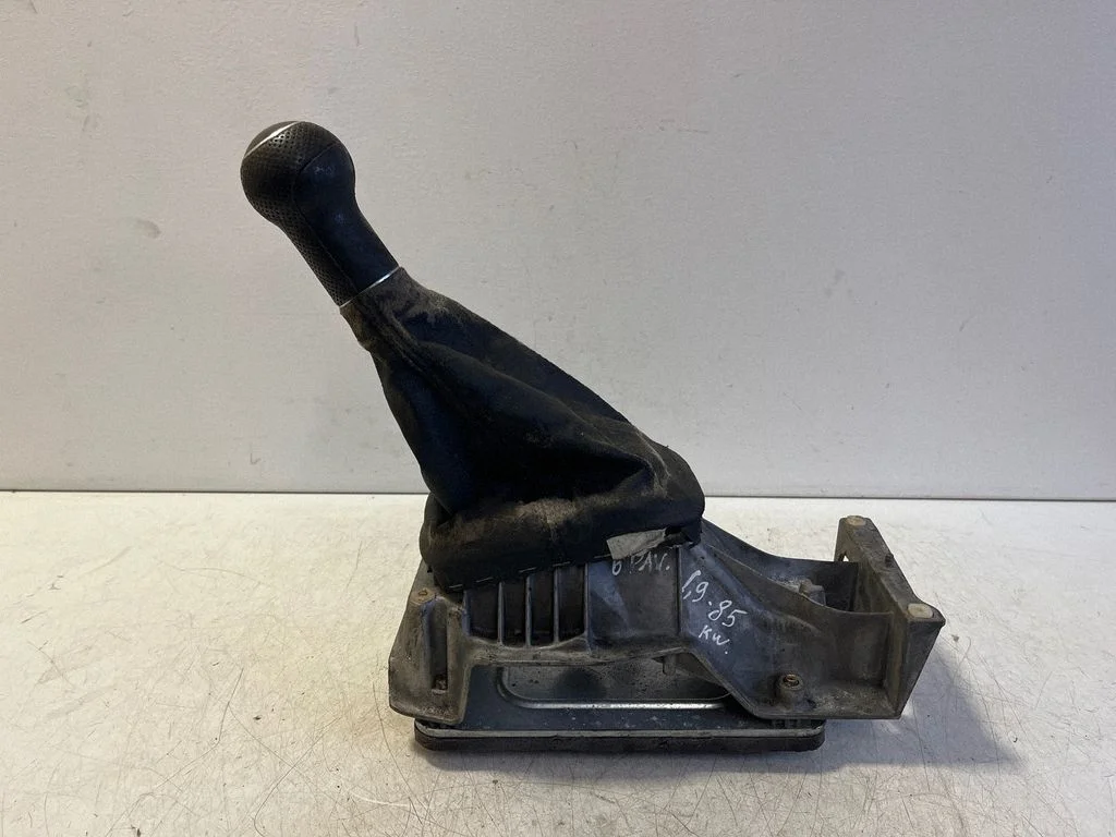Gear selector mechanism – Volkswagen Sharan (2001-2010)