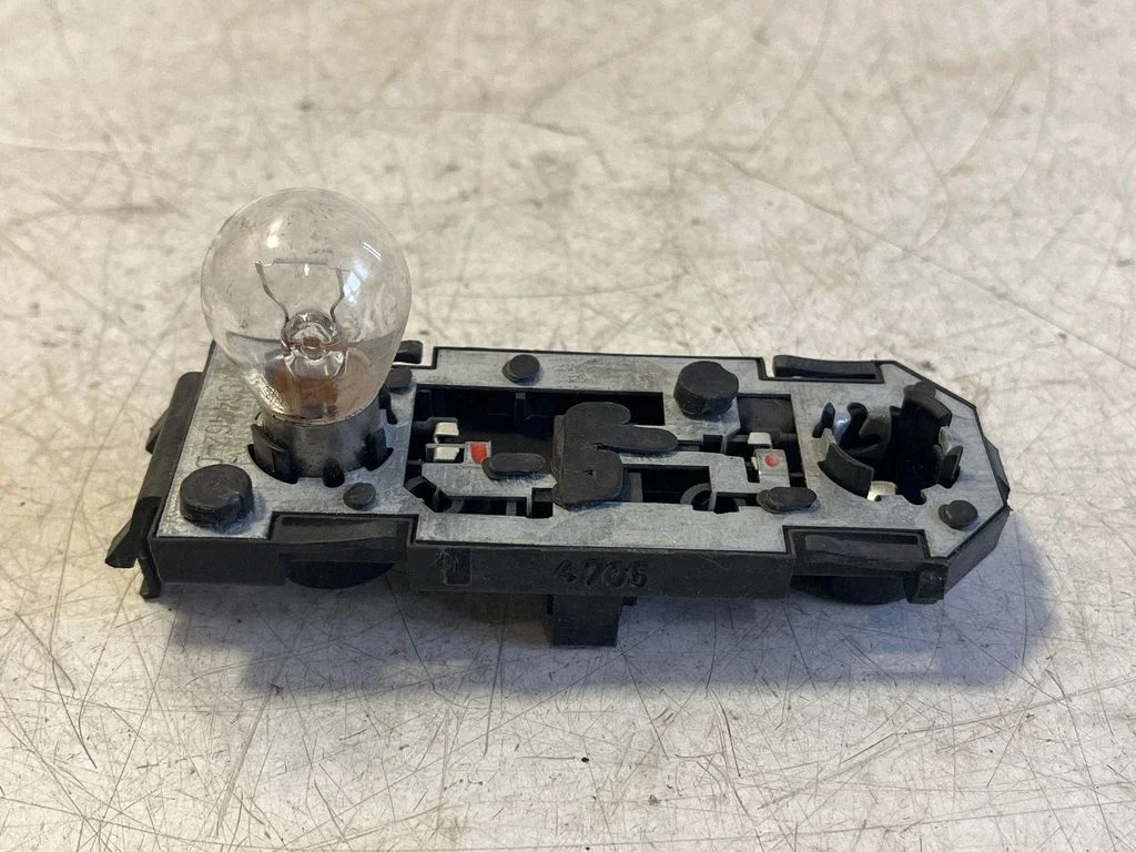Pokrywa oprawki lampy tylnej – Volkswagen Sharan (2001-2010)