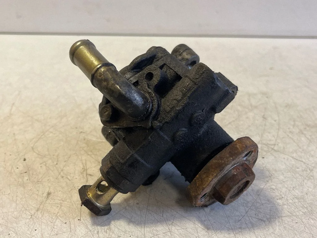 Pompa wspomagania 7M0145157AA