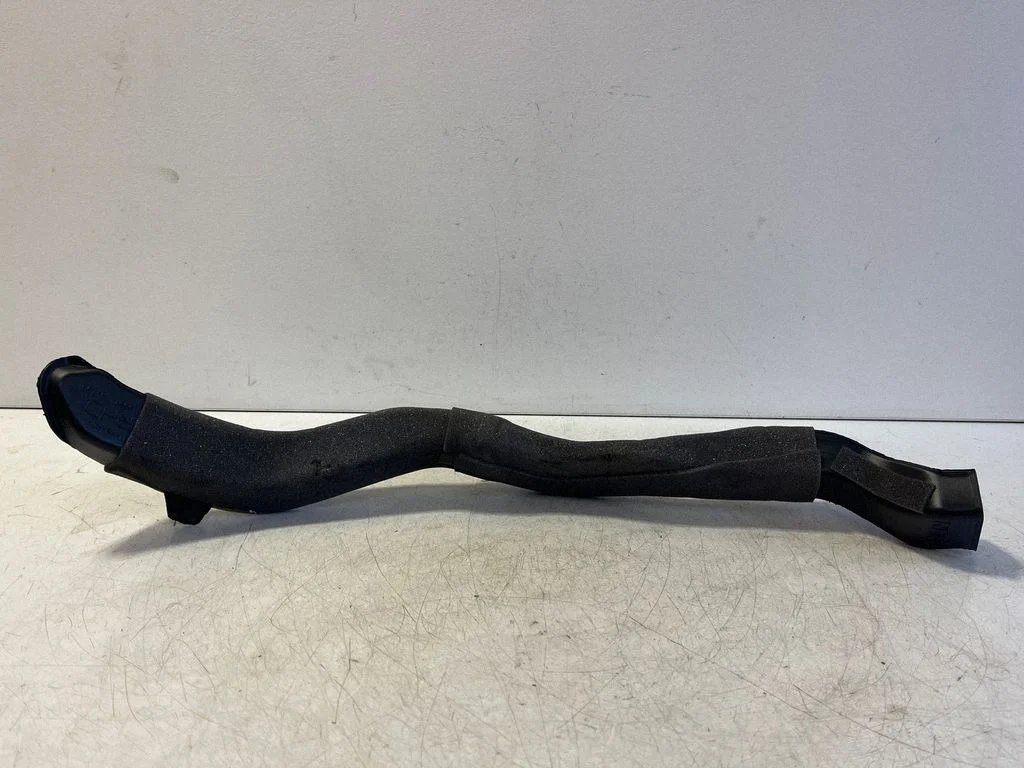 Cabin air duct channel – Lexus ES VII XZ10 (2018-2021)